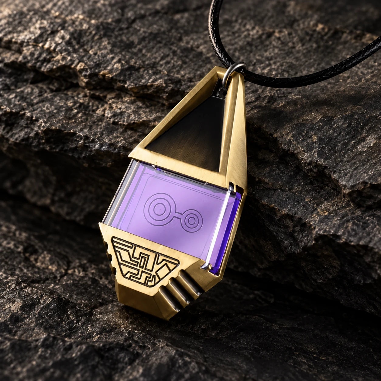 Purple Knowledge crest